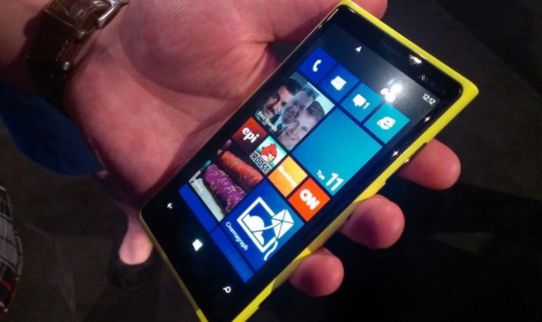 Windows 10 Mobile tendrá soporte para lector de huellas