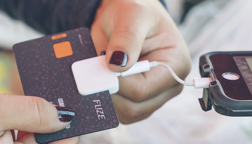 Fuze Card, 30 tarjetas en una sola