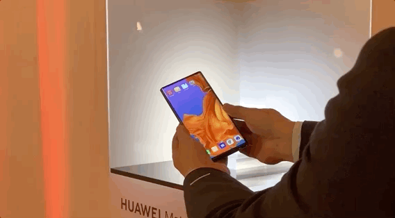Huawei vuelve a retrasar el lanzamiento del Mate X, su primer teléfono flexible. Noticias en tiempo real