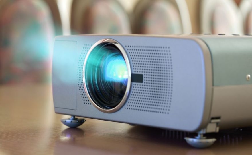 Samsung quiere 'jubilar' el proyector de las salas de cine con su nueva  pantalla gigante en 4K