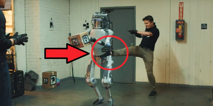 ¡El video del robot maltratado es FALSO! Te mostramos el verdadero. Noticias en tiempo real