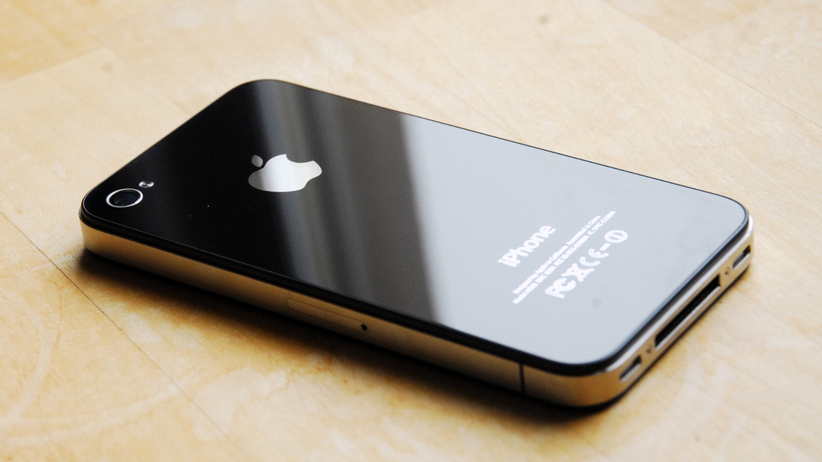 Apple lanza actualización para iPhone 4S y otros dispositivos antiguos. Noticias en tiempo real