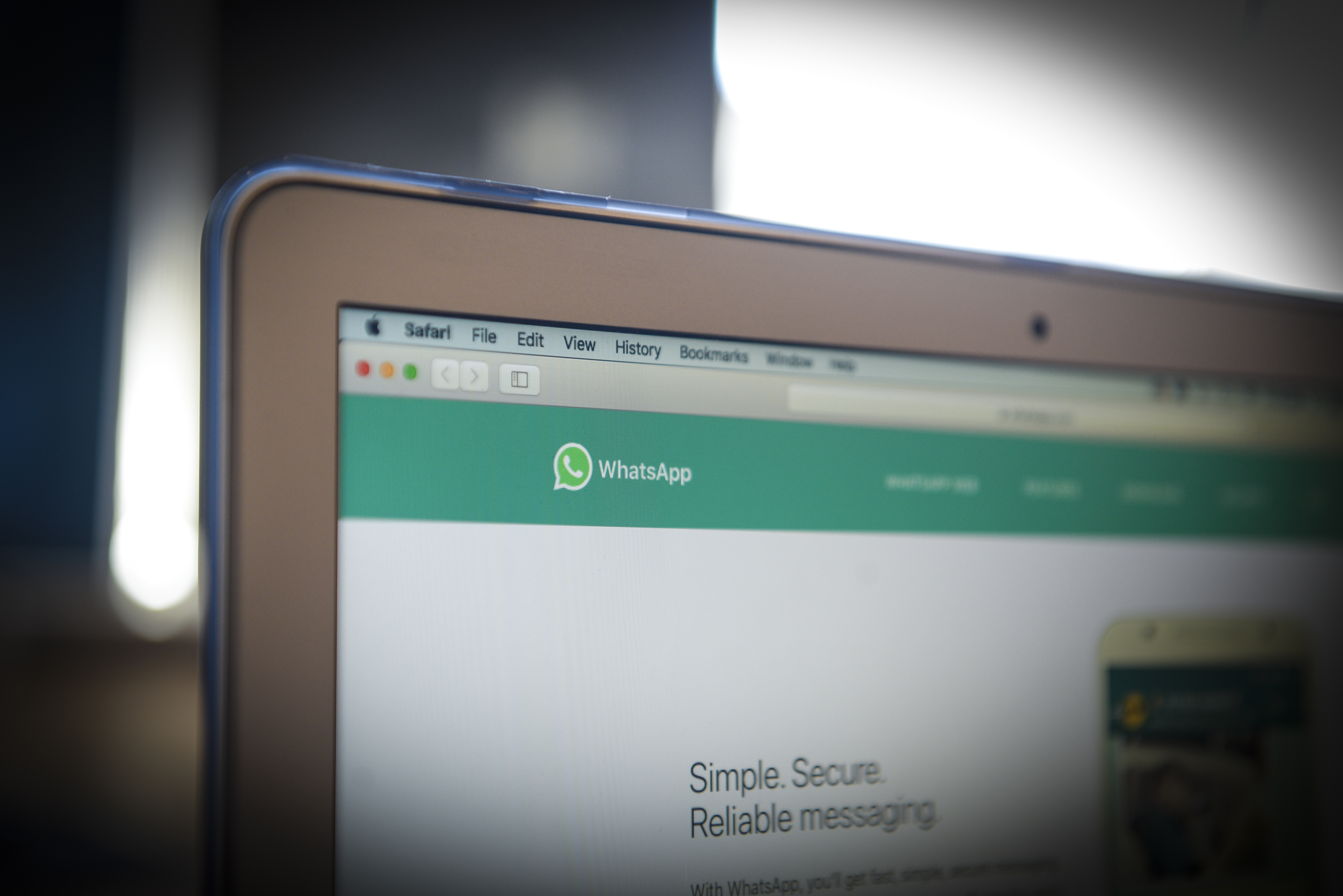 Ya puedes hacer videollamadas en WhatsApp Web con Messenger Rooms. Noticias en tiempo real