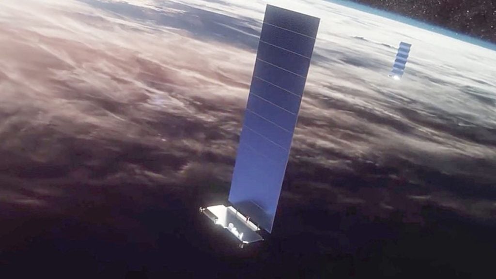 spacex-satelites-starlink-beta-publica
