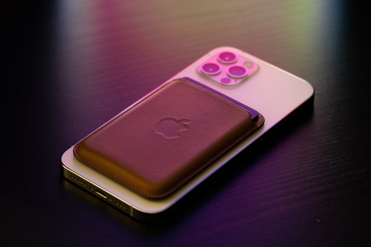 unocero - Accesorios MagSafe para iPhone 12 más baratos que los oficiales