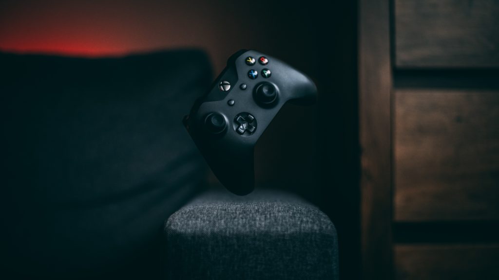 unocero - Ex empleado de Microsoft se hizo millonario vendiendo tarjetas de Xbox por bitcoins - Vimarsana News