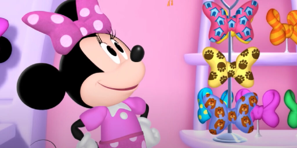 unocero - Disney le pone pantalones a Minnie Mouse y le quita su clásico  vestido