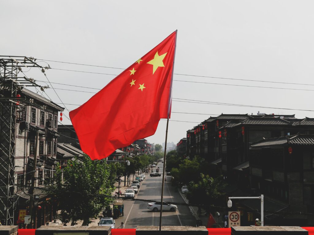 ojo-por-ojo-china-comenzara-a-eliminar-software-extranjero-una-decision-que-afecta-a-eu