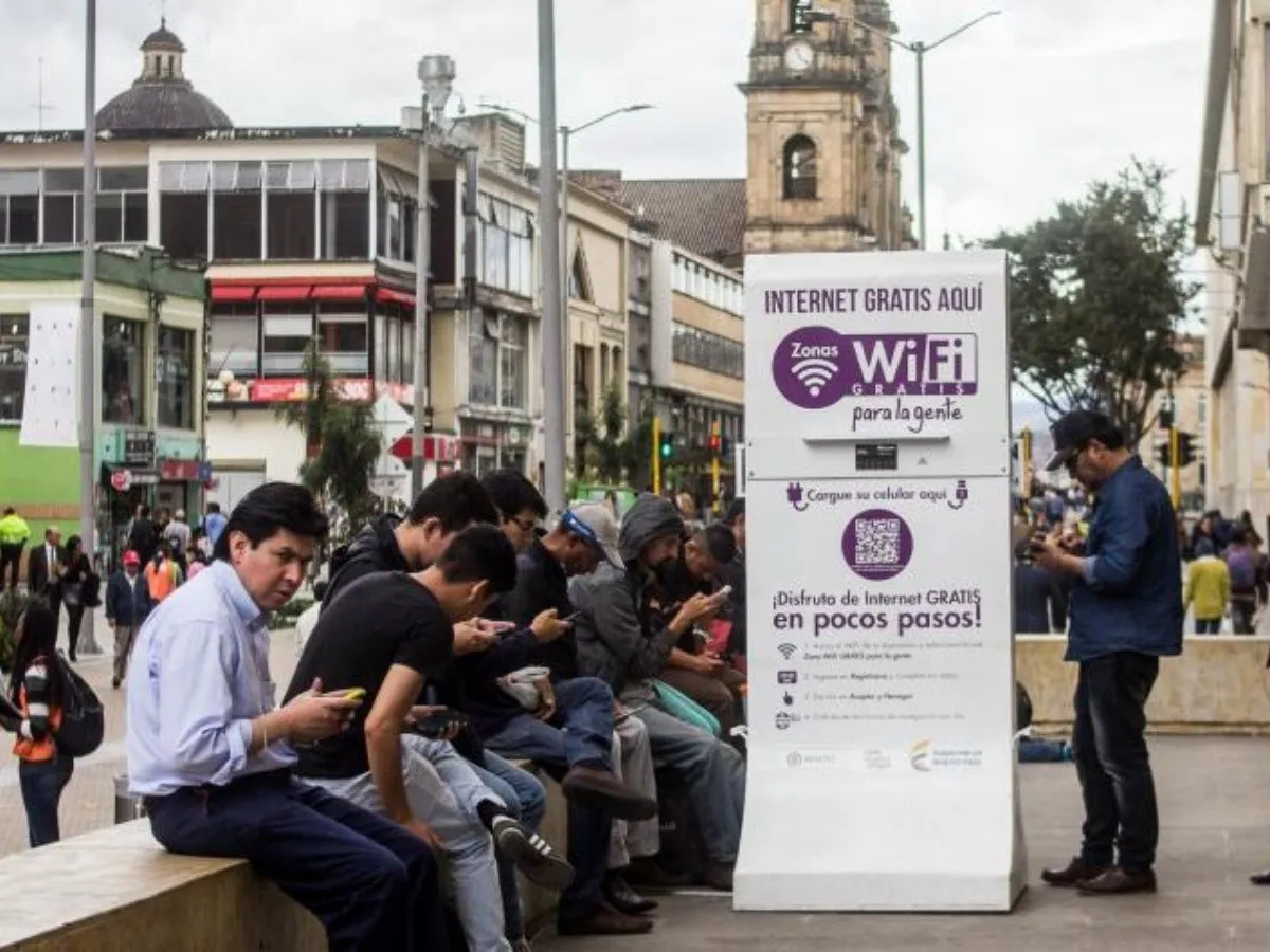 5 tips for using public Wi-Fi safely - GEARRICE